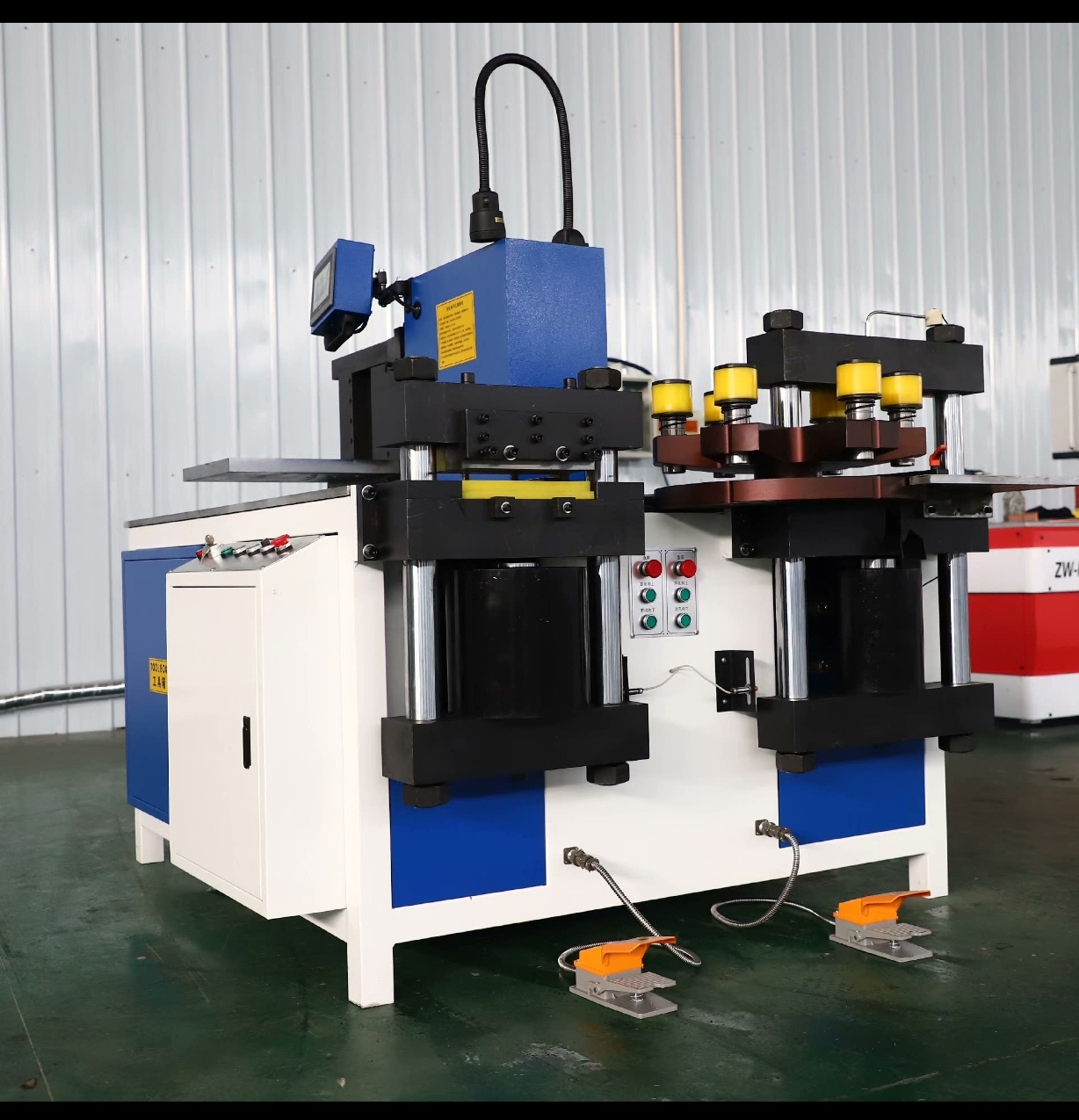 数控母线加工机_铜铝母线冲剪折弯一体机厂家