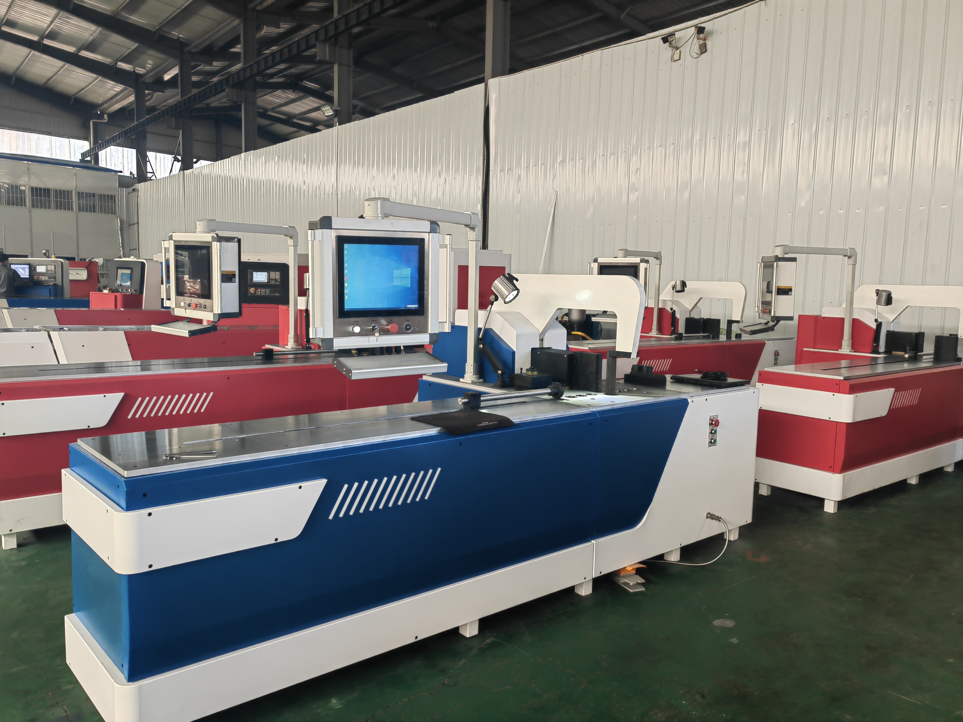 数控母线折弯机_铜铝排自动折弯设备_高精度